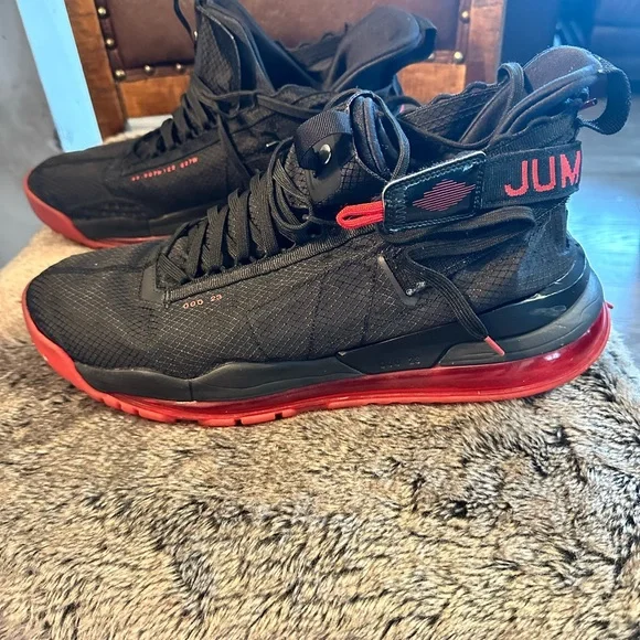 NIKE Jordan Proto Max 720 Red & Black Sneakers, Size 15